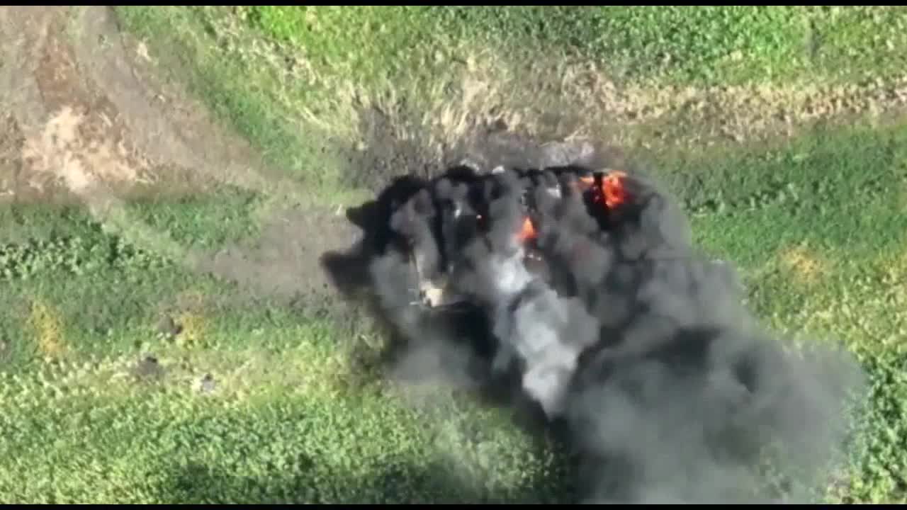 Russian occupiers demolish a tower from a meeting with soldiers of the 93rd Brigade