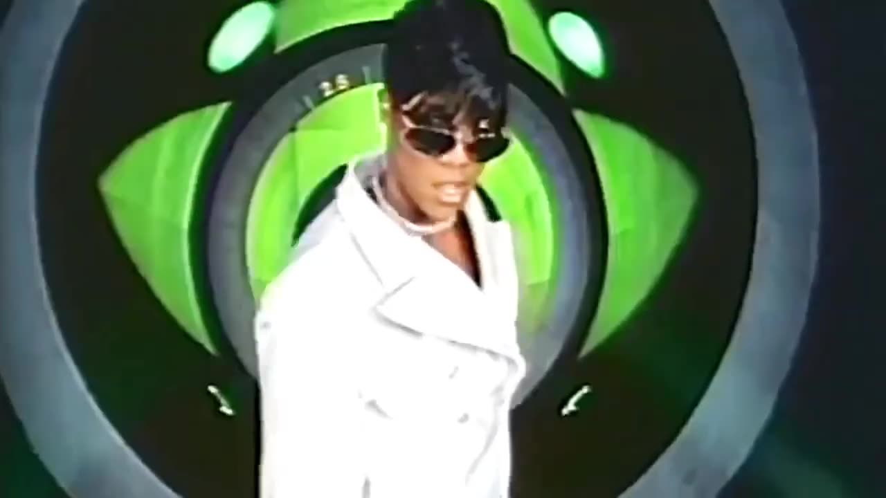 Total - What About Us Ft Missy Elliott [Video]