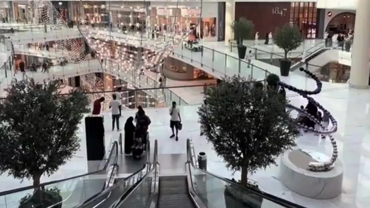 Shopping mall in Dubai