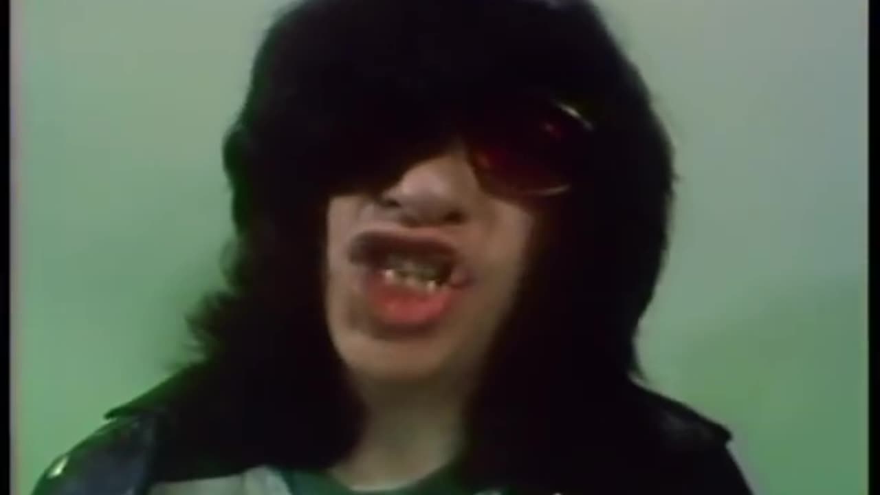 RAMONES - Rock & Roll High School (Official Video)