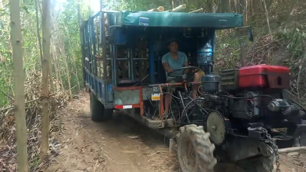 Central Highlands jute glue machine