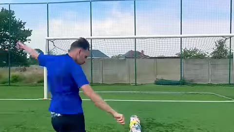 10 BALL GOAL CHALLENGE 😱⚽️