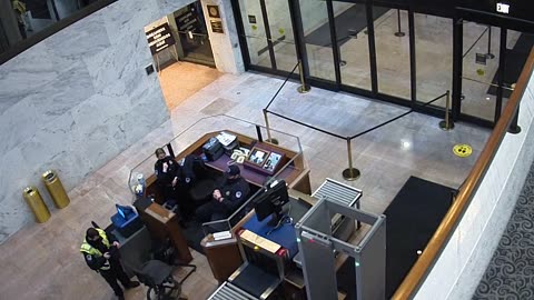 1451HSOB02ConAveDoor_2021-01-05_17h06min16s450ms.mp4