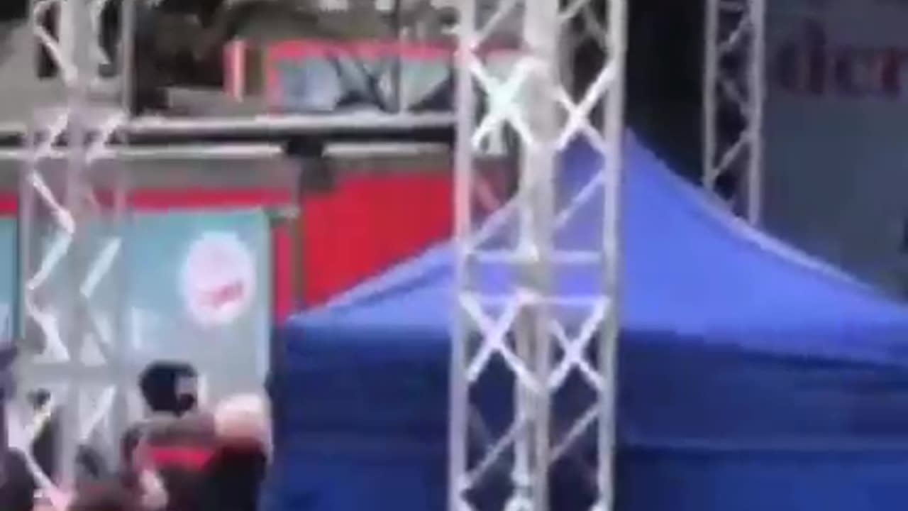 The German Chancellor is being booed on a visit to Essen!!!