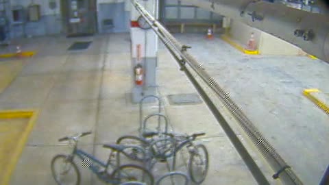 3134RHOBG2GarageEntrance_2021-01-05_01h00min00s537ms.mp4