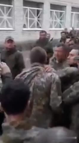 Rozklad morálky ukrajinské armády pokračuje rychlým tempem