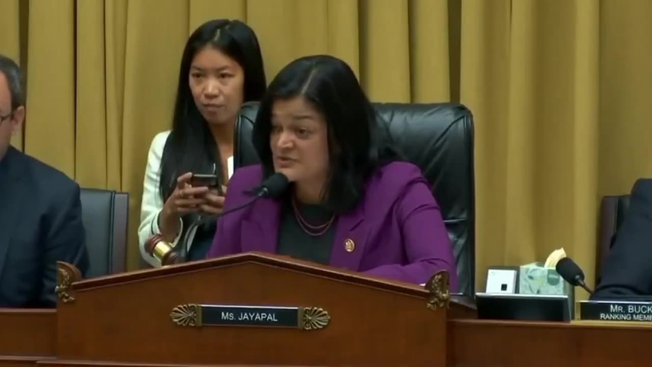 Heated Congressional Hearing Sparks Emotional Exchange on Border Security and Family Separation