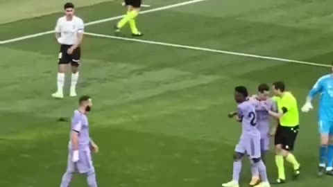 Scenes of Vinicius Jr vs Valencia 😔 #viniciusjr.mp4