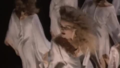 Bonnie Tyler - Holding Out For A Hero