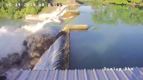 Video shows moment dam gate collapsed at Lake Dunlap