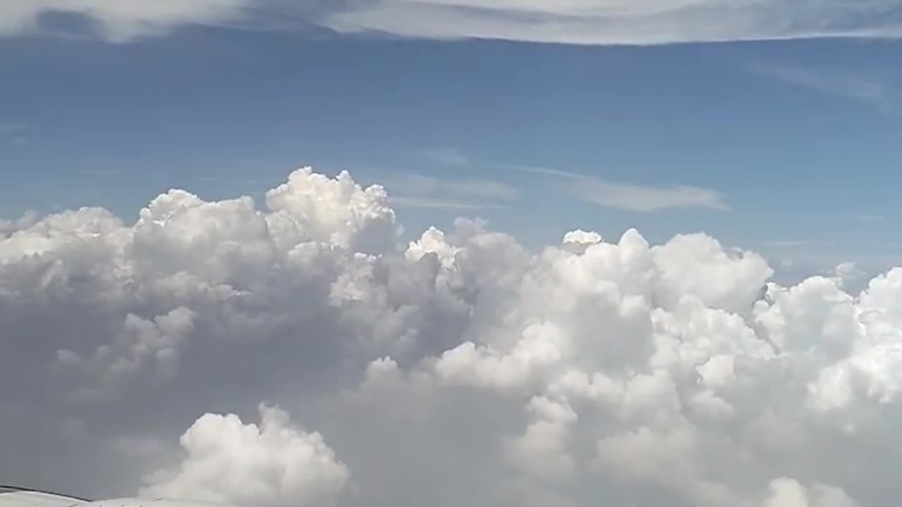 Flight Above The Clouds | Amazing Flight View Through Clouds.