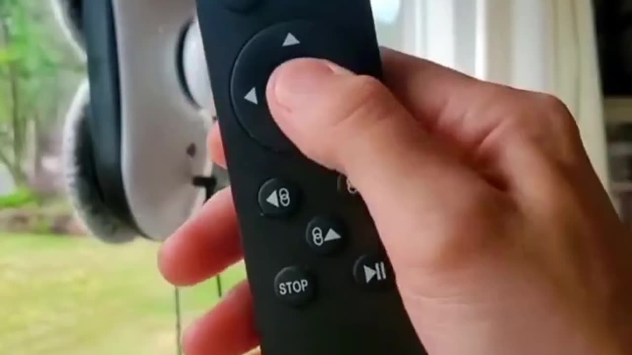 The BEST cleaning hack for your windows, mirrors... 🧼 🪄