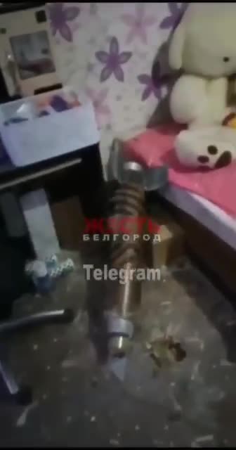 😳 The upper stage of the Pantsir-S1 missile defense system in a Russian apartment in