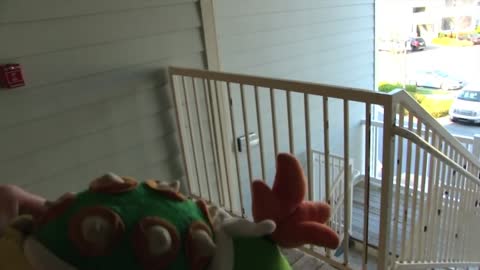 SML SHORT: BOWSER JUNIORS NERF GUNS
