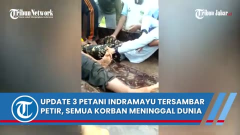 Tiga pekerja tersembar petir