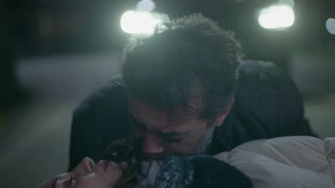 Süreyya atropella accidentalmente a Suzan: “¡Está muerta!”