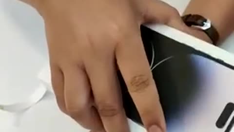 Unboxing iPhone 14pro