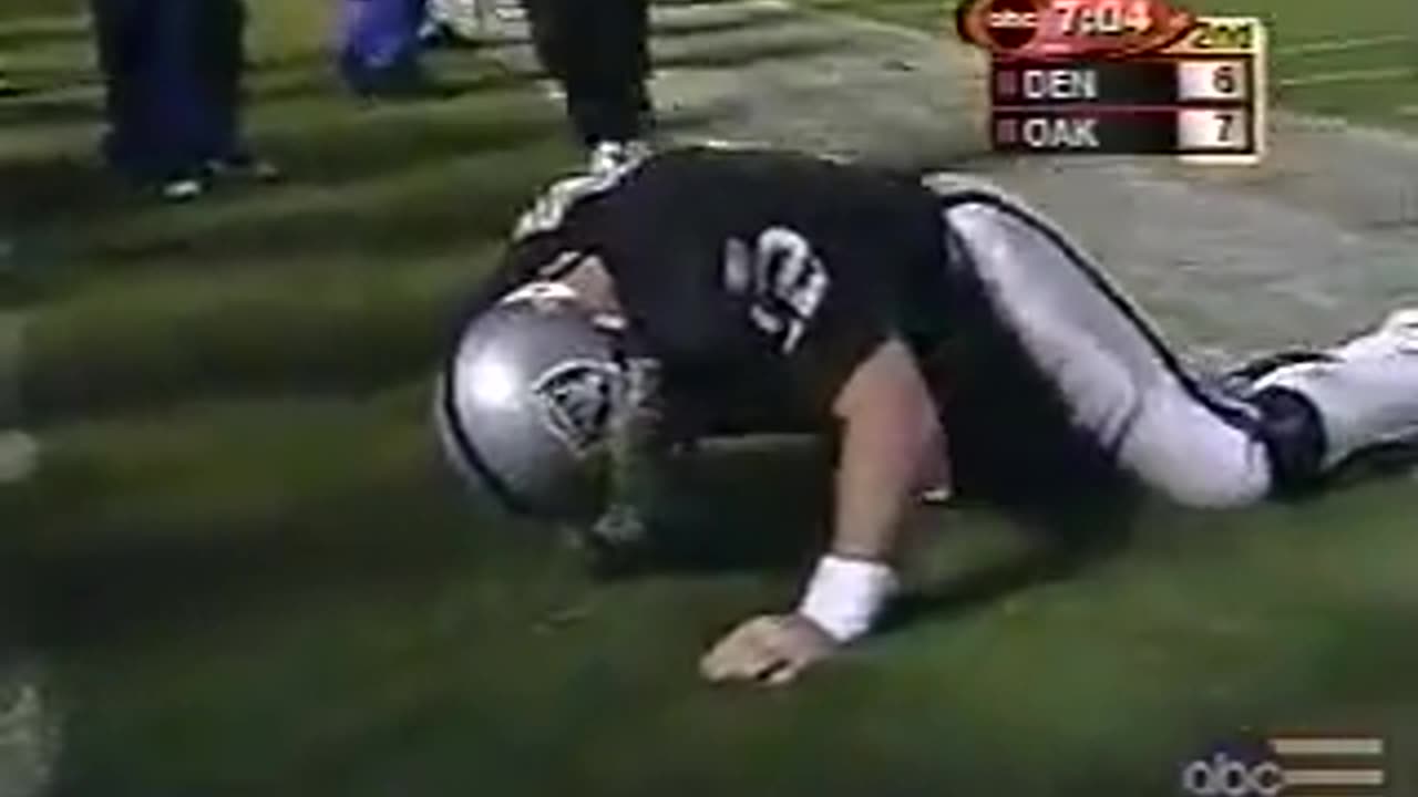2001-11-05 Denver Broncos vs Oakland Raiders Part 1