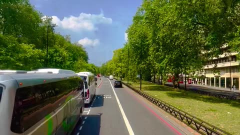 Traveling in London Bus 🚌🇬🇧