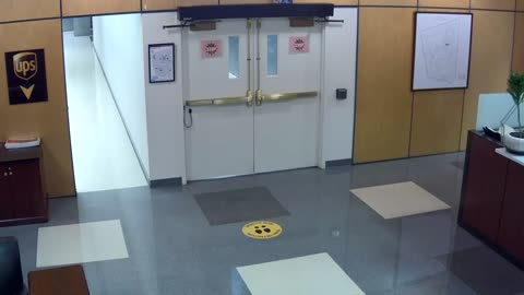 3902PSQB06LobbyReceptionArea_2021-01-05_15h40min01s060ms.mp4