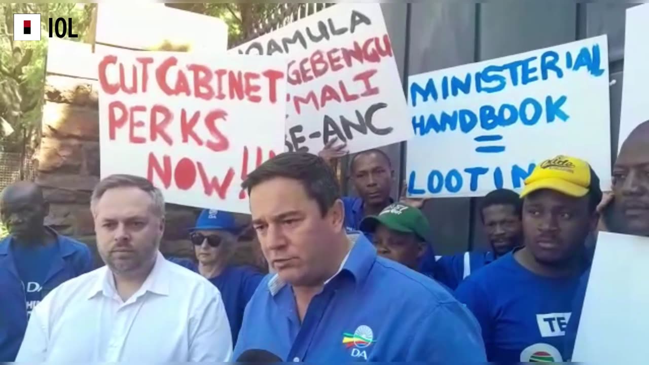 Watch: DA Pickets At South Africa's Biggest Ministerial Estate