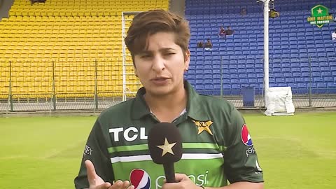 Pakistan and Ireland Players Celebrate Fatima Sana's Birthday At Gaddafi Stadium PCB MA2T