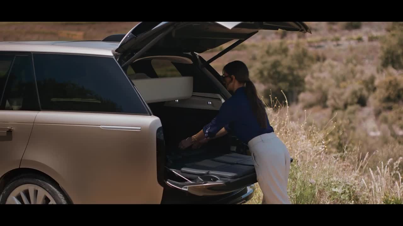 The New Range Rover | A Calm Sanctuary