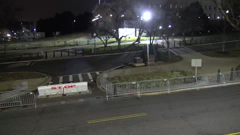 0937RHOB00IndepAveSWEastofTaxi_2021-01-05_02h20min00s527ms.mp4