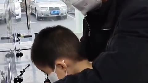 Δακτυλικά αποτυπώματα από μωρά!!! Η δυστοπία είναι εδώ!!!