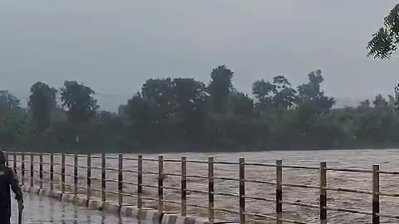 Nepanagar Tapti Nadi ka Najara
