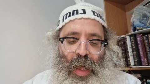 מ"ט דר' אליעזר דכתיב ויטבול אותה ביערת הדבש מה יער התולש ממנו בשבת - שיר נ נח מסכת בבא בתרא דף סו