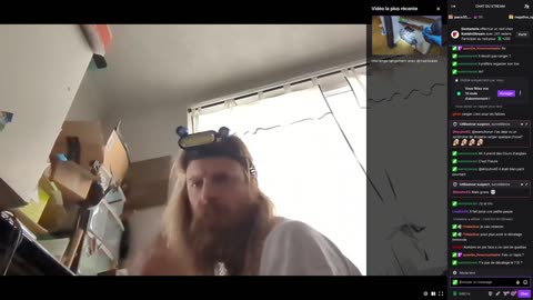 2023-04-14 (6bis.2) - Début du "rangement" après 8h de live ? - Twitch Decheterie (avec chat)