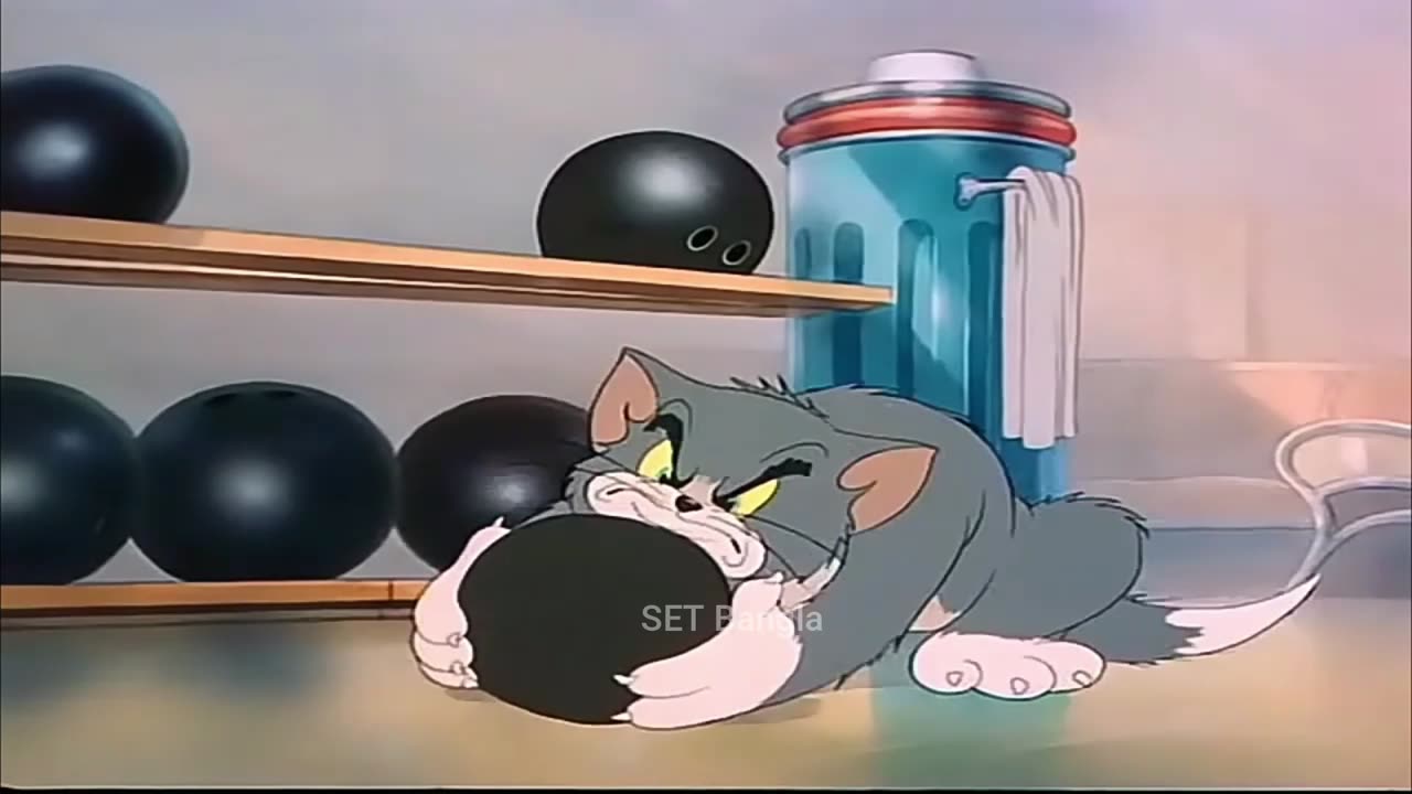 The Bowling Alley Tom Cat and jerry