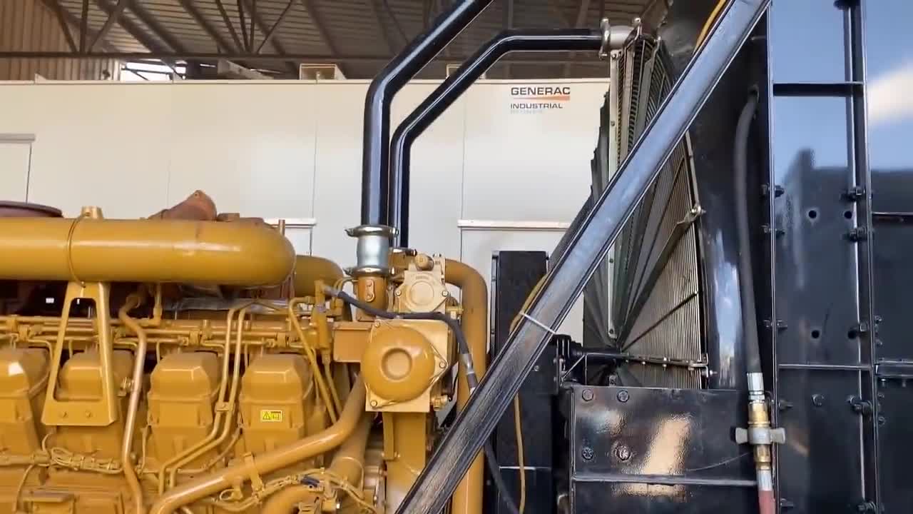 Amazing start up of TANK - Generator - Aircraft radial engine and assembling propeller with rotor