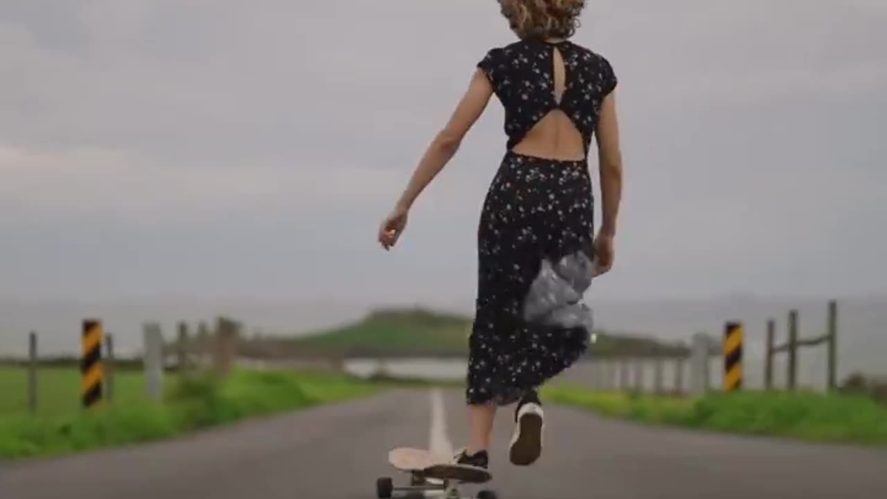 Valeriya Gogunskaya is an internationally known longboard dancer It’s all about flow and speed