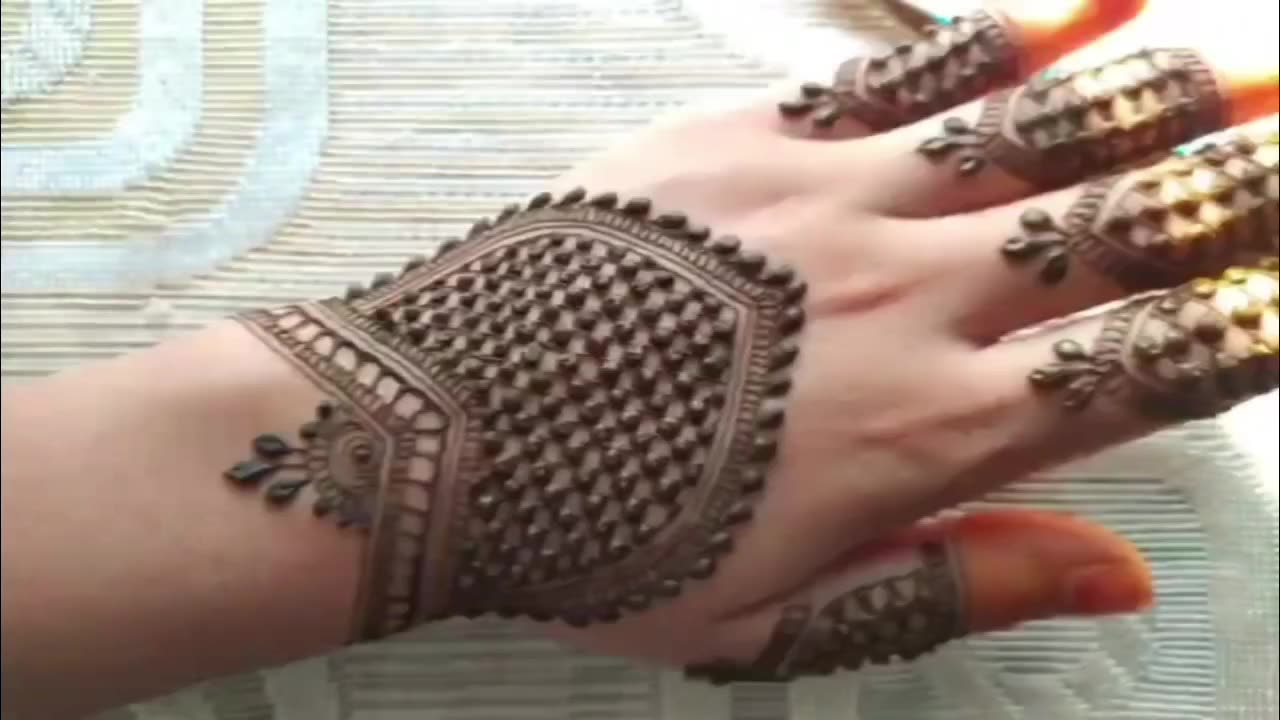 back hand mehandi desin// back hand simple mehandi//back hand simple tattoo