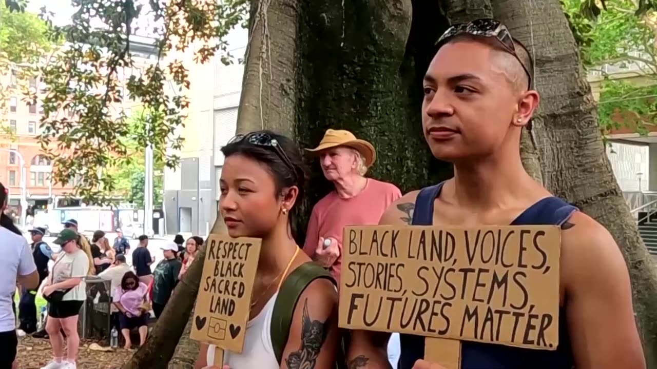 Thousands march in Australia 'Invasion Day' rally