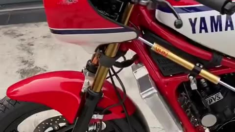 YAMAHA 2 STROKE (Smokerr)