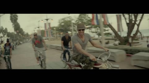 Enrique Iglesias - Bailando (Español) ft. Descemer Bueno, Gente De Zona Official