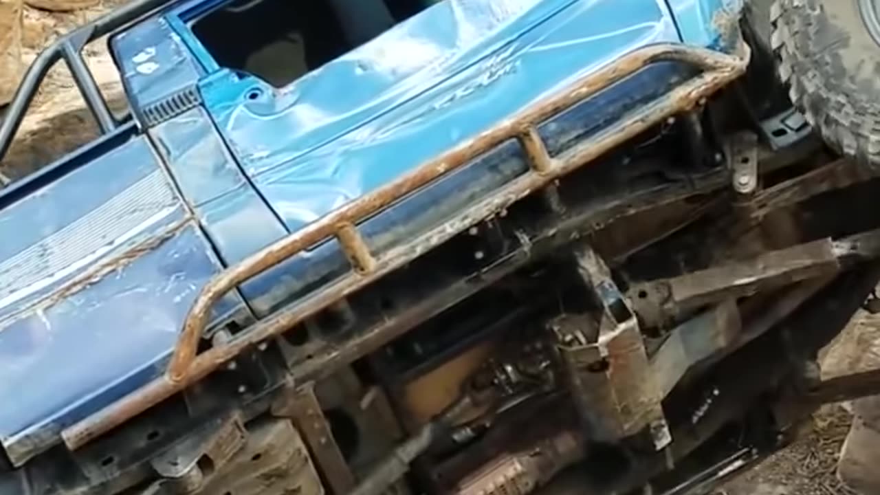 Unbelievable Stunt by a Truck