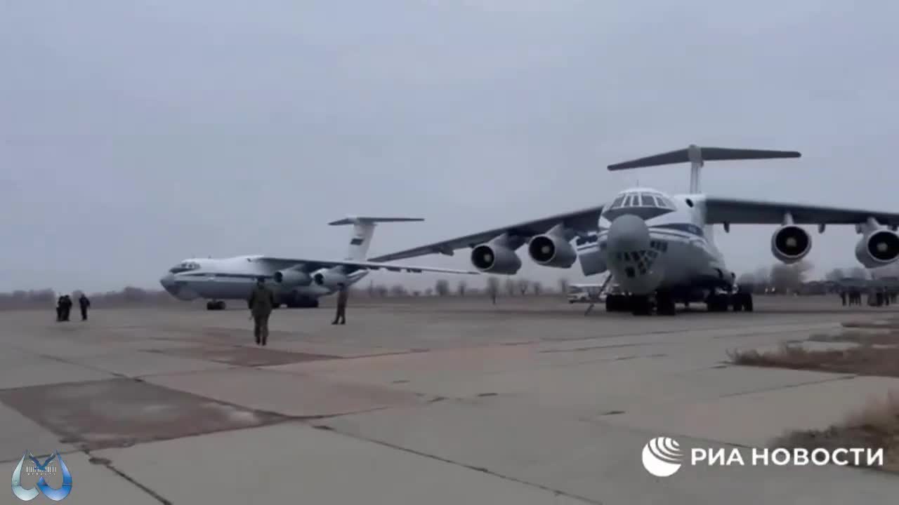 Kazakhstan: Russian tourists evacuated Unloading of Belarusian and Russian CSTO peacekeepers