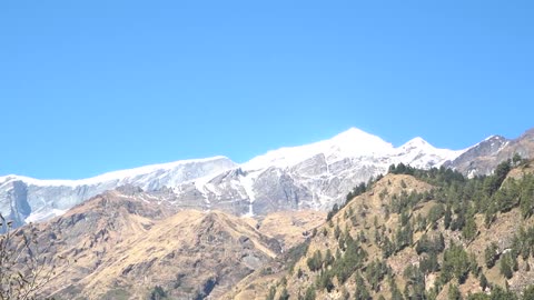 Massive Avalanche Plummets Toward Kobang and Naurikot
