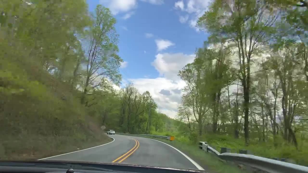 NW NC Dashcam #1 Drive to Walmart from The Treehouse Yancey/Mitchell Counties