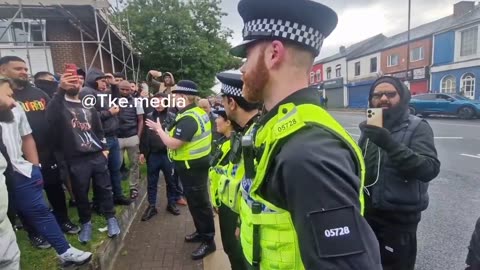 BREAKING : UK Police Niceties For The Muslim Community But Batons For The British