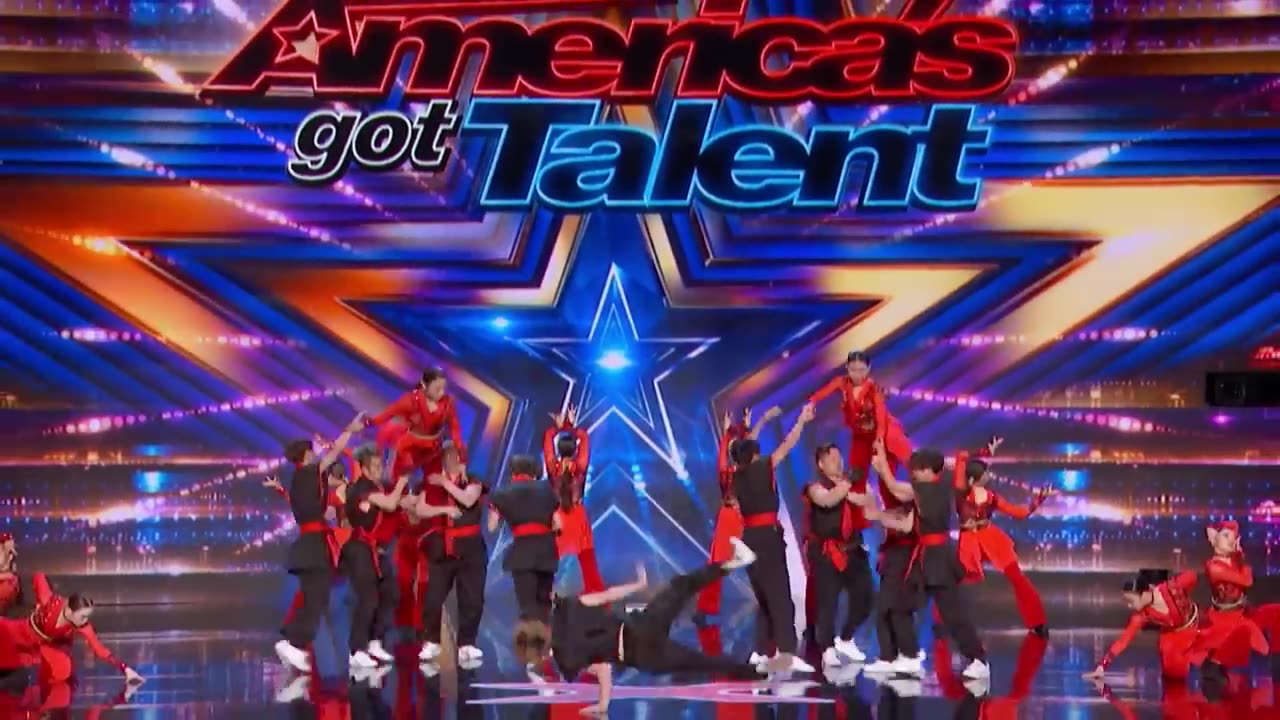 Rival Dance Groups Unite and Deliver a STUNNING Audition