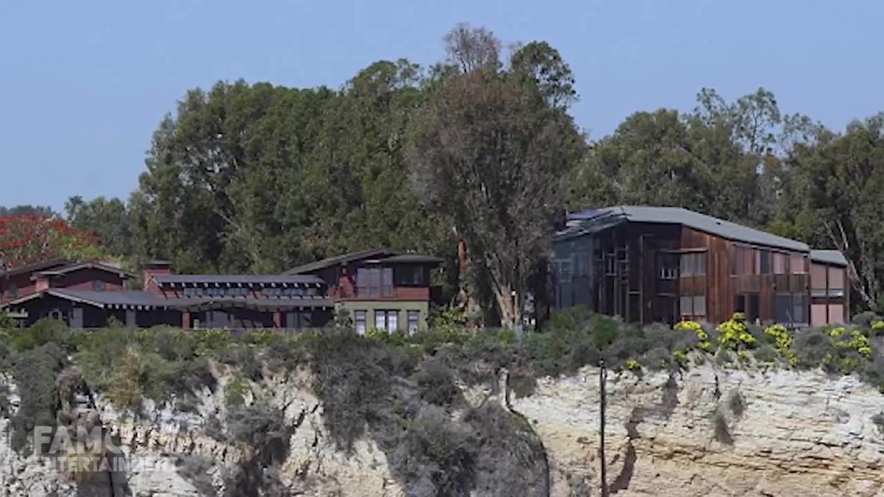 George Clooney | House Tour | $7 Million Lake Como Mansion & More