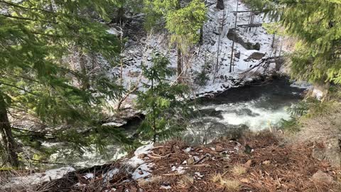 Canyon Hiking – Whychus Creek – Central Oregon