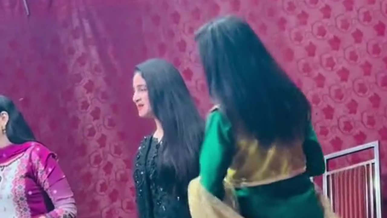 Girl butifull dance video