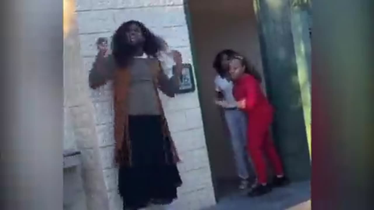 Chicago mom physically stops transgender man from entering the same women’s bathroom as her daughter