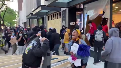 This Black Friday discount must have been amazing. Look at all these satisfied customers!